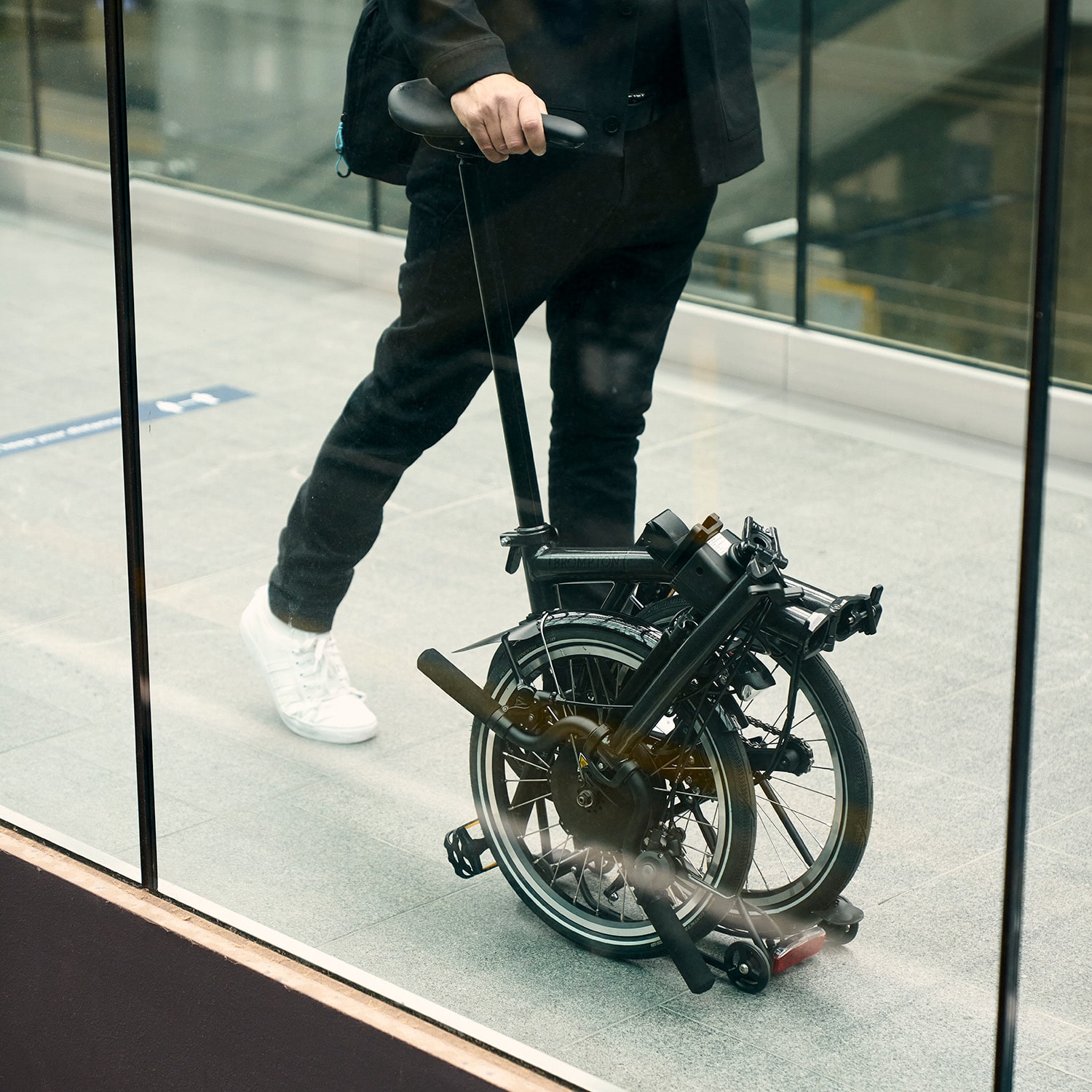 VENDU roue avant Superlght pour Brompton